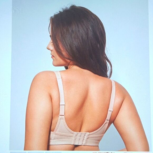 New 48D WingsLove High Support Non Padded Lifting And Shaping Sports Bra - Picture 3 of 10